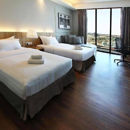 Shore Studio Rivercity View Melaka Zewnętrze zdjęcie